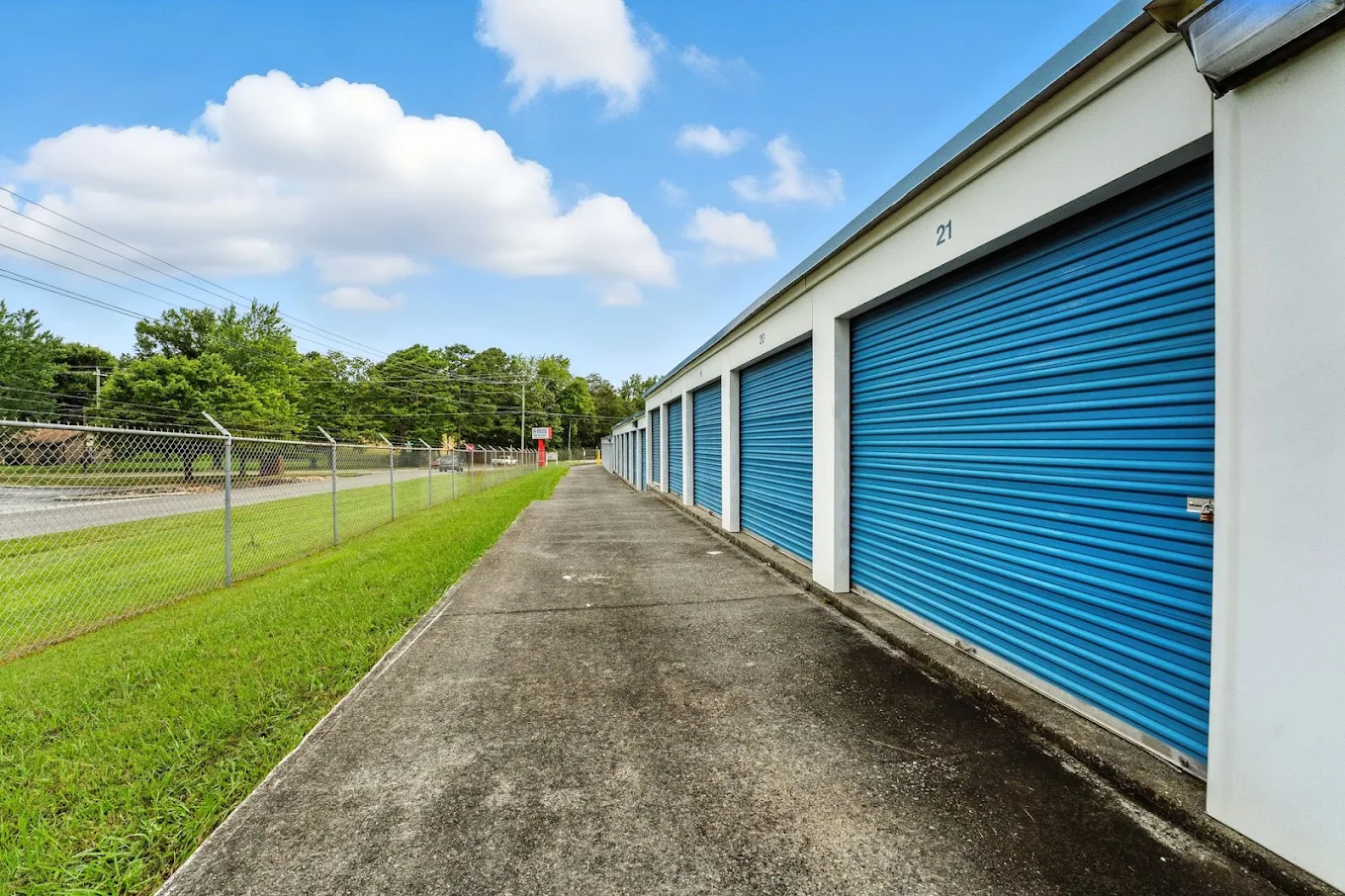 Hoosier Stash Storage 117 Senitza Pkwy Greendale, IN  47025 